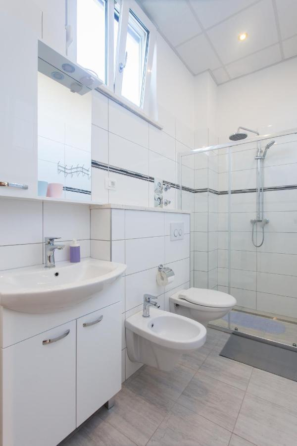 Apartments Villa Japeri Каштела Номер фото
